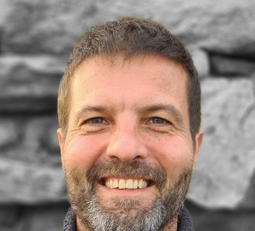 Dr Jako Volschenk